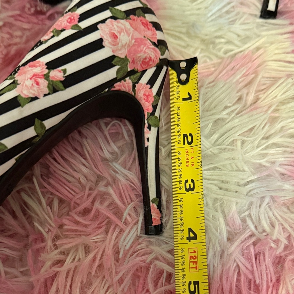 Betsey Johnson Black and White Striped Heels with Pink Floral - Picture 7 of 7